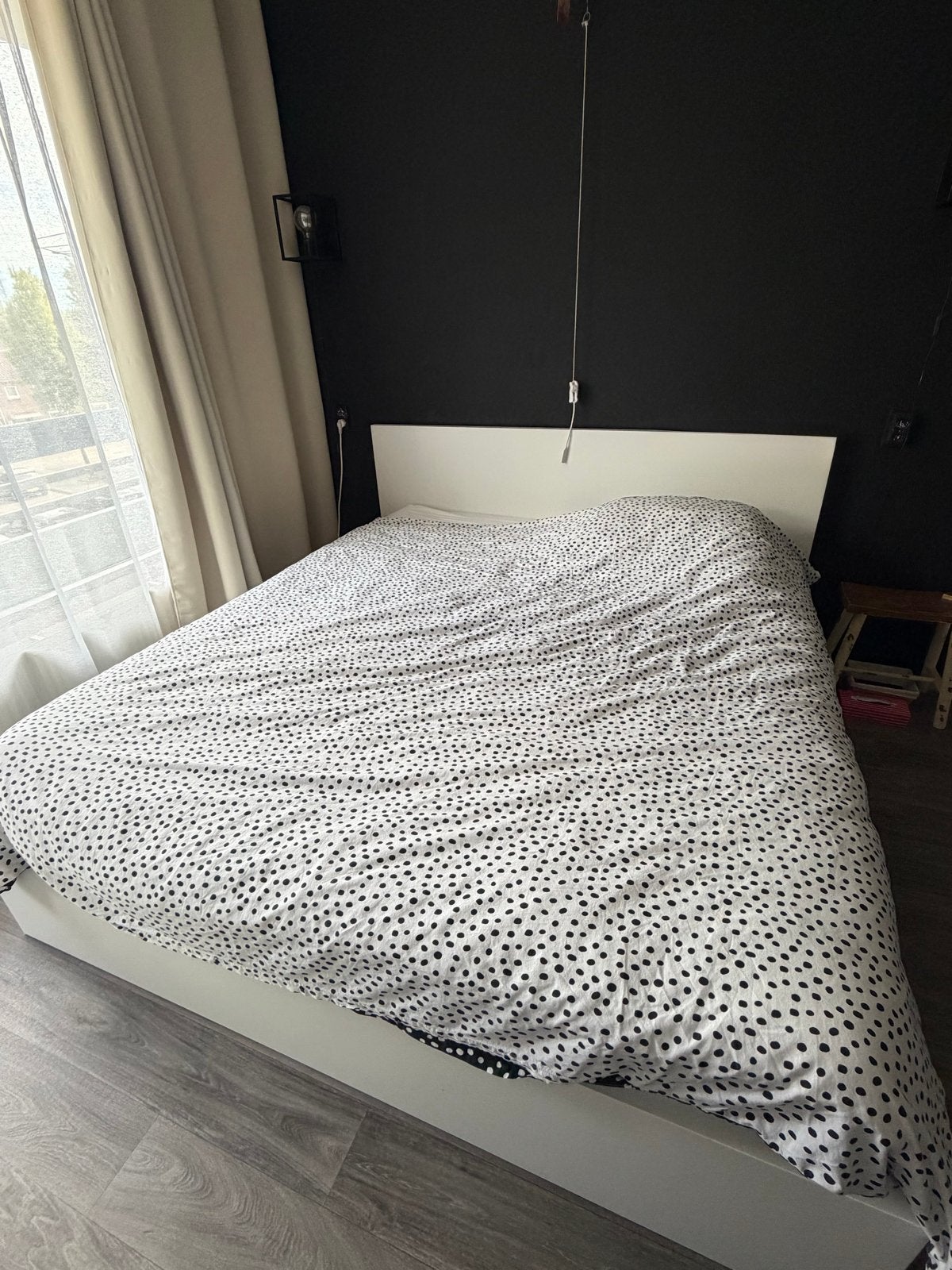 IKEA Malm bed, Ophalen, Wit, Tweepersoons, Zo goed als nieuw