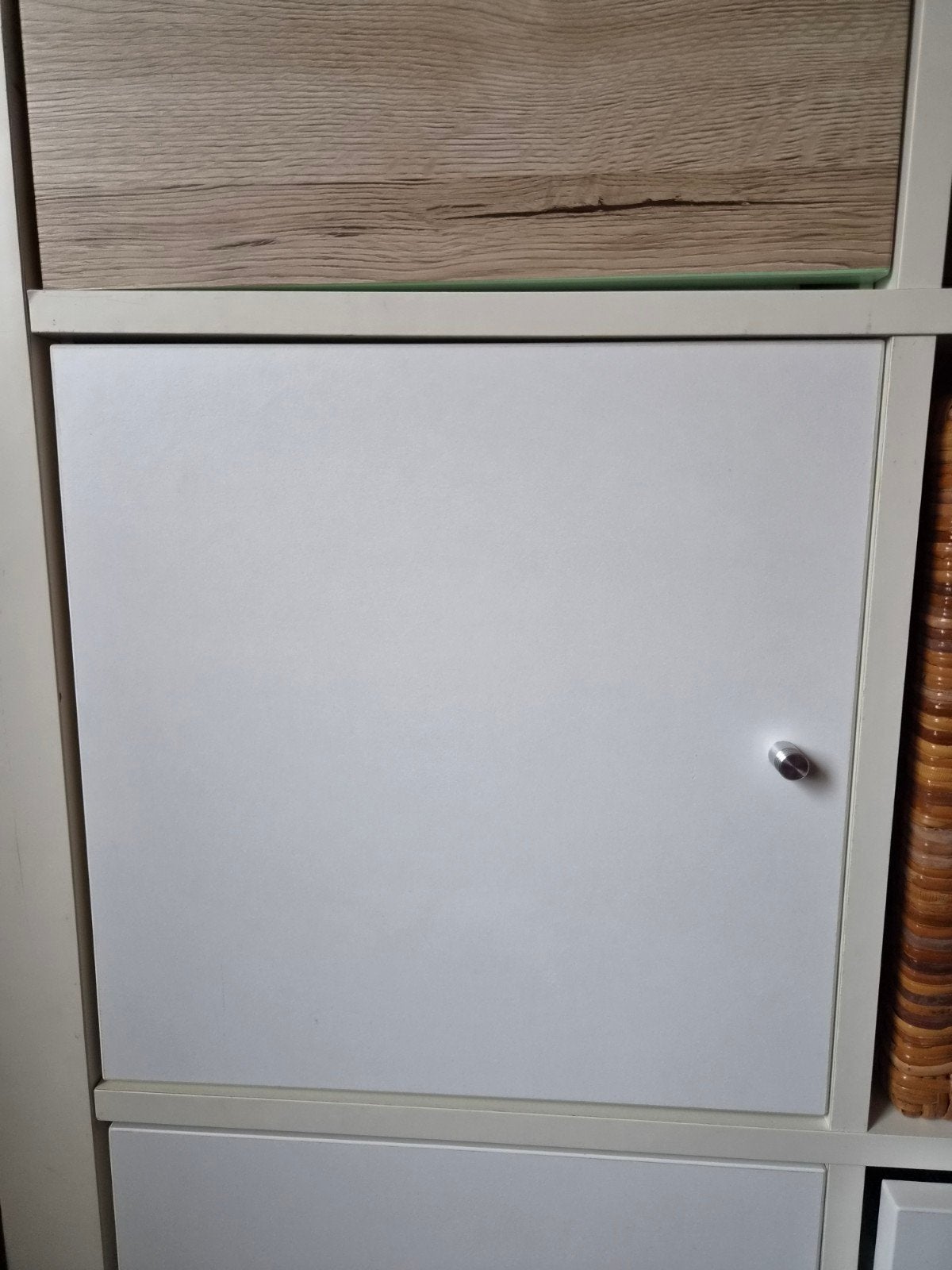 Inzet met deurtje voor Kallax/Expedit (wit en hout), Ophalen of Verzenden, Zo goed als nieuw