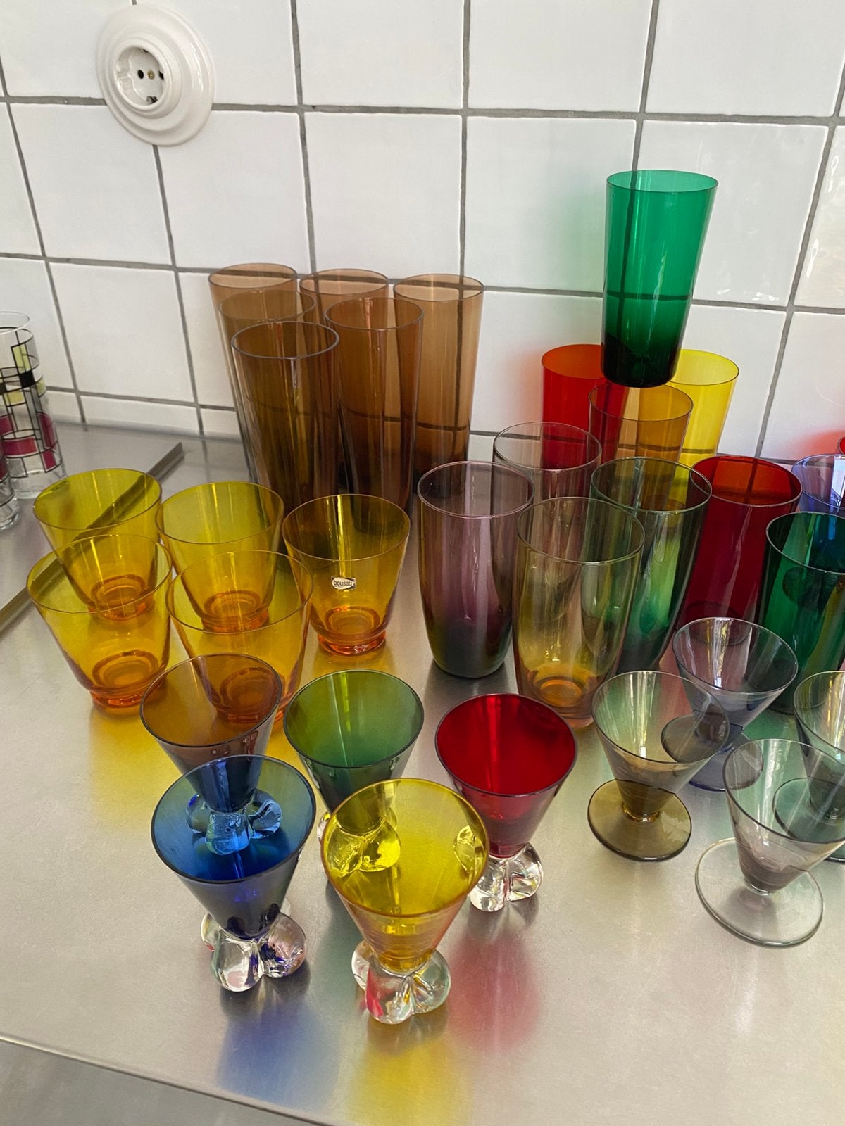 Verzameling Boussu & Max Verboeket gekleurde glazen, Ophalen, Zo goed als nieuw, Overige typen