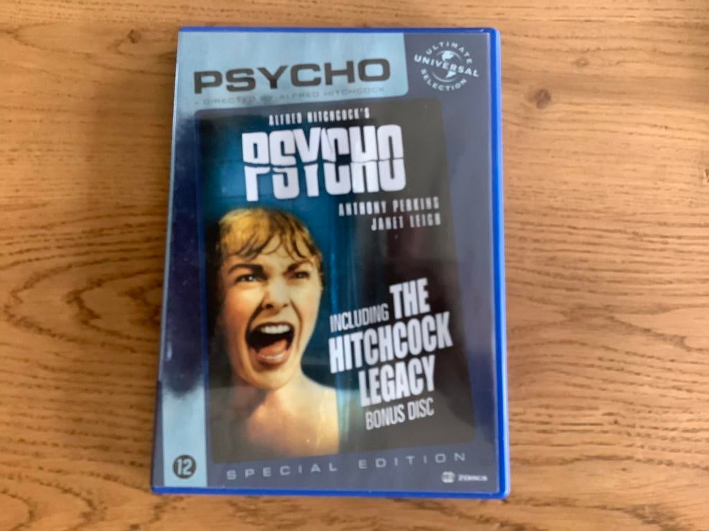 2). Psycho Special Edition 2 DVD - Hitchcock Klassieker., Vanaf 12 jaar, Ophalen of Verzenden, Zo goed als nieuw, Actiethriller