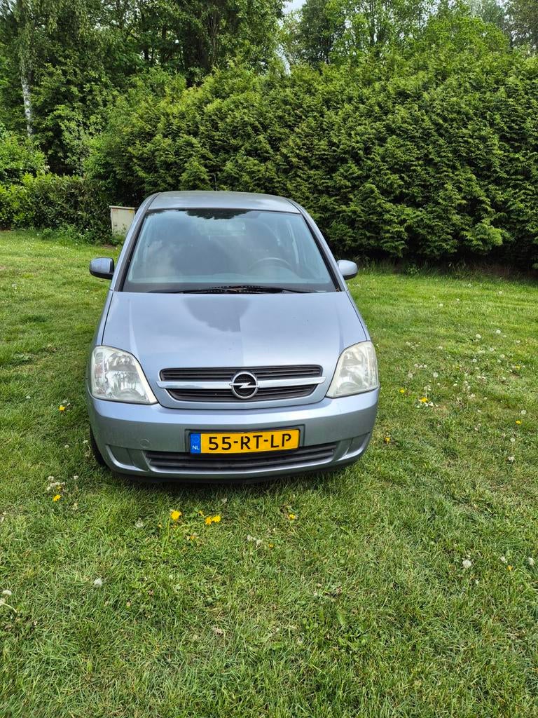 Opel Meriva 1.4 16V 2005 Grijs, Voorwielaandrijving, 4 cilinders, Handgeschakeld, 1364 cc