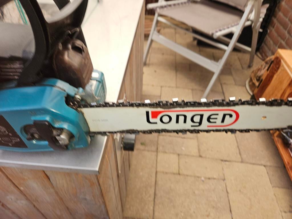 Makita EA3201S Kettingzaag-  benzine vaste priis 100euro, Ophalen of Verzenden, Zo goed als nieuw, 50 mm of meer, Makita