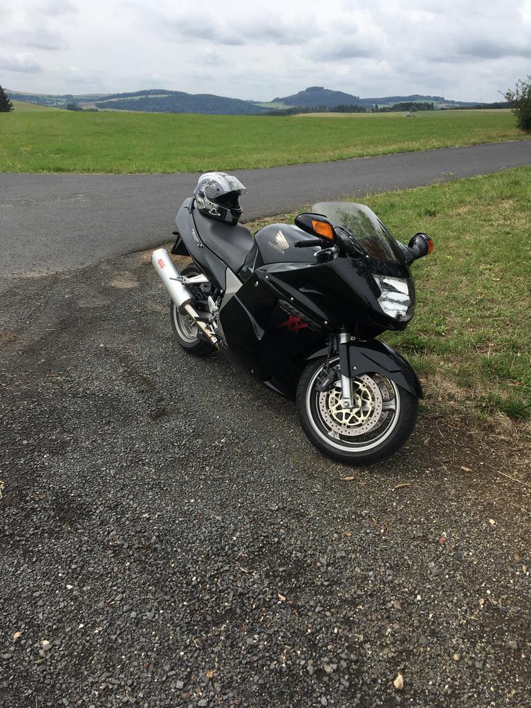 Honda Super Blackbird 1100 XX - Nette motor,, 4 cilinders, Motorrijbewijs A, Gebruikt, Particulier