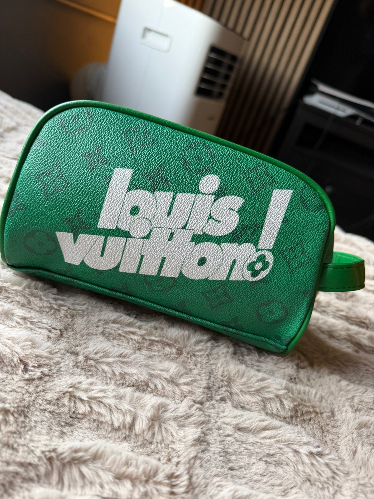 Louis vuitton toilet tas ( gucci/prada/dior), Ophalen of Verzenden, Nieuw