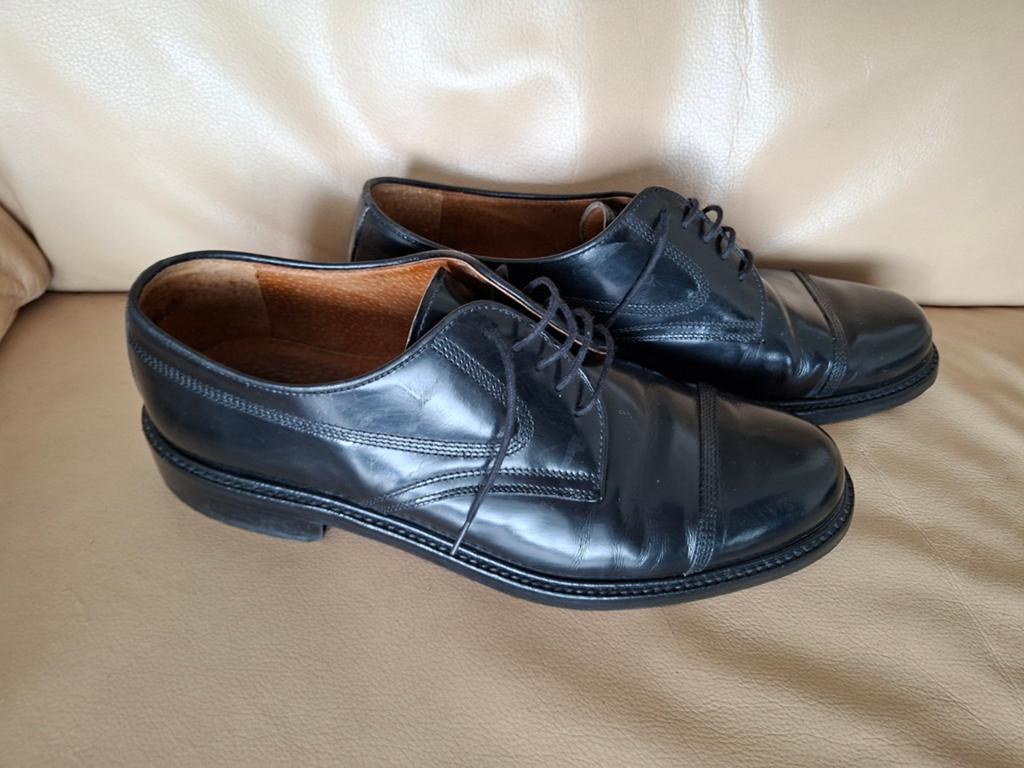 Luxe zwarte Bally Herenschoenen maat 43​, Ophalen of Verzenden, Zwart