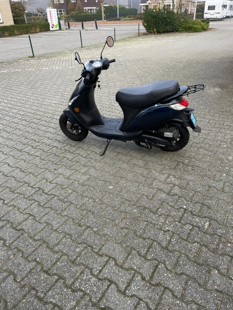 La souris city bouwjaar 2024 pas onderhoud gehad, topstaat, Ophalen, Zo goed als nieuw, Benzine, Overige merken
