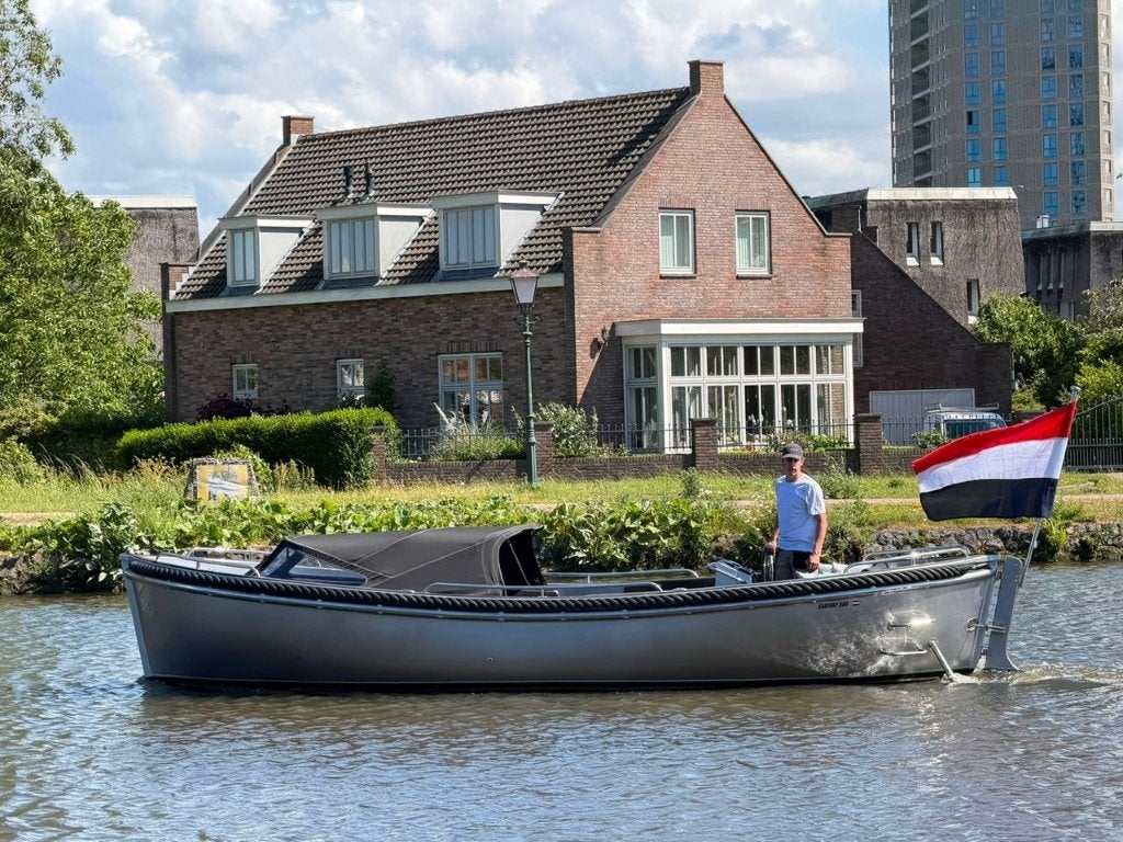 Seafury 800 bj 2016, boeg/hekschroef 52PK Vetus metallic, Binnenboordmotor, Tot 1.00 meter, Diesel, Afdekzeil