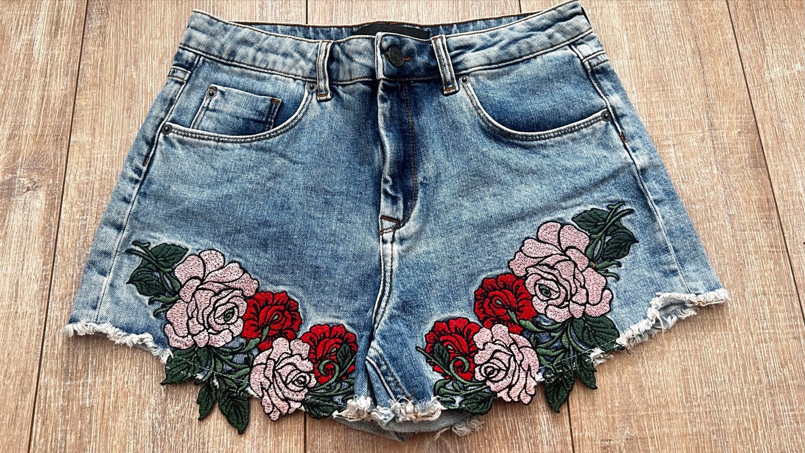 Seven Sisters Denim Shorts Geborduurde Rozen S korte broek, Kort, Blauw, Nieuw, Ophalen of Verzenden