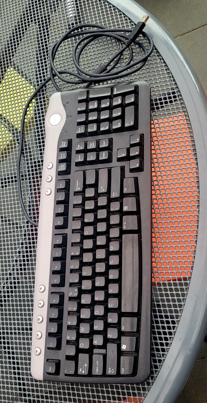 Acer en Dell bedrade toetsenborden - Qwerty, Computers en Software, Toetsenborden, Multimediatoetsen, Ophalen of Verzenden, Zo goed als nieuw