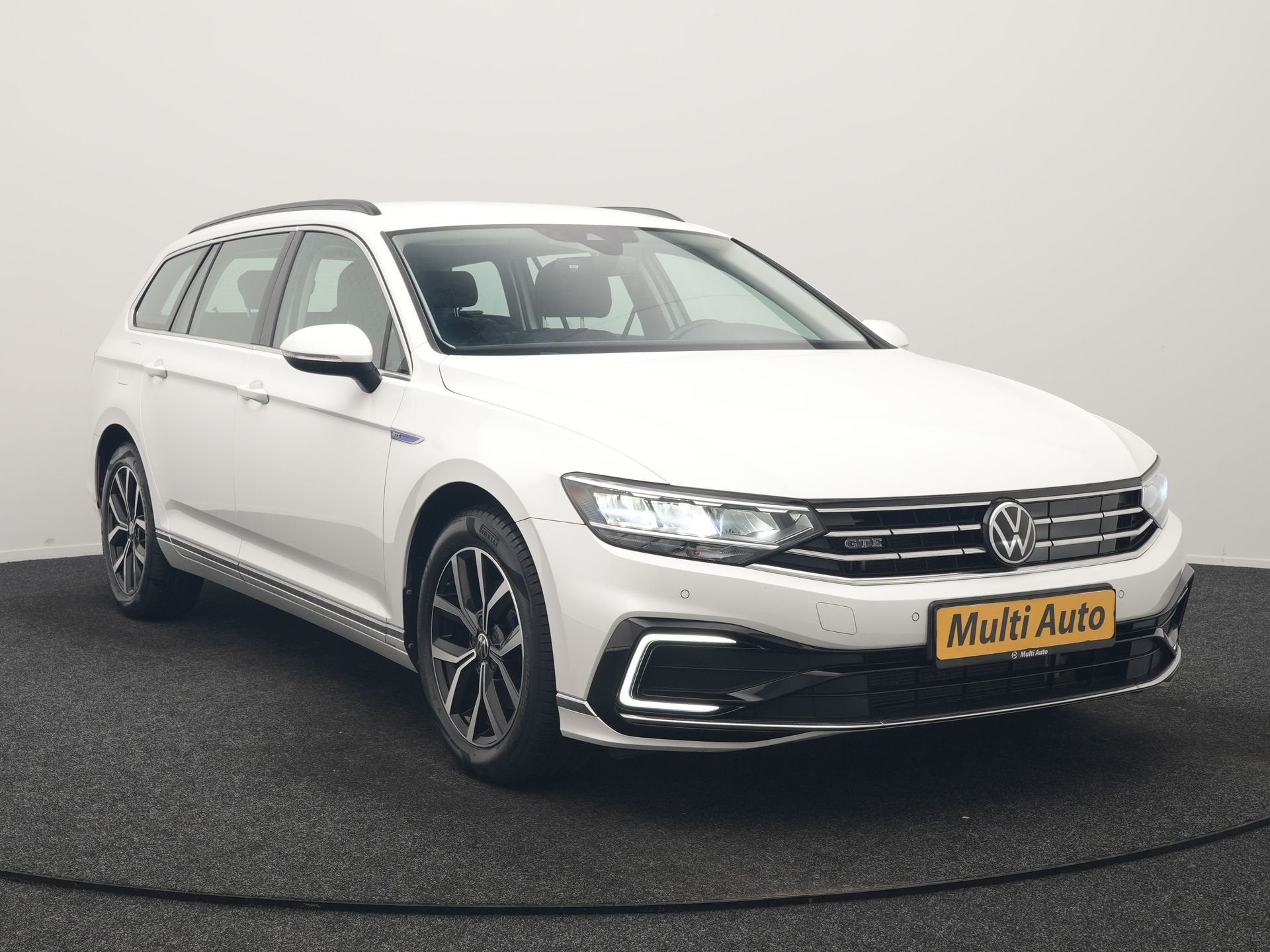 Foto 19 van Volkswagen Passat Variant 1.4 TSI GTE Business PHEV 218pk De