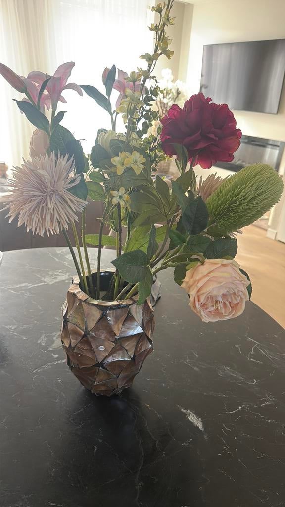 Vaas eric kuster, Huis en Inrichting, Woonaccessoires | Kunstplanten en Kunstbloemen, Ophalen of Verzenden, Zo goed als nieuw