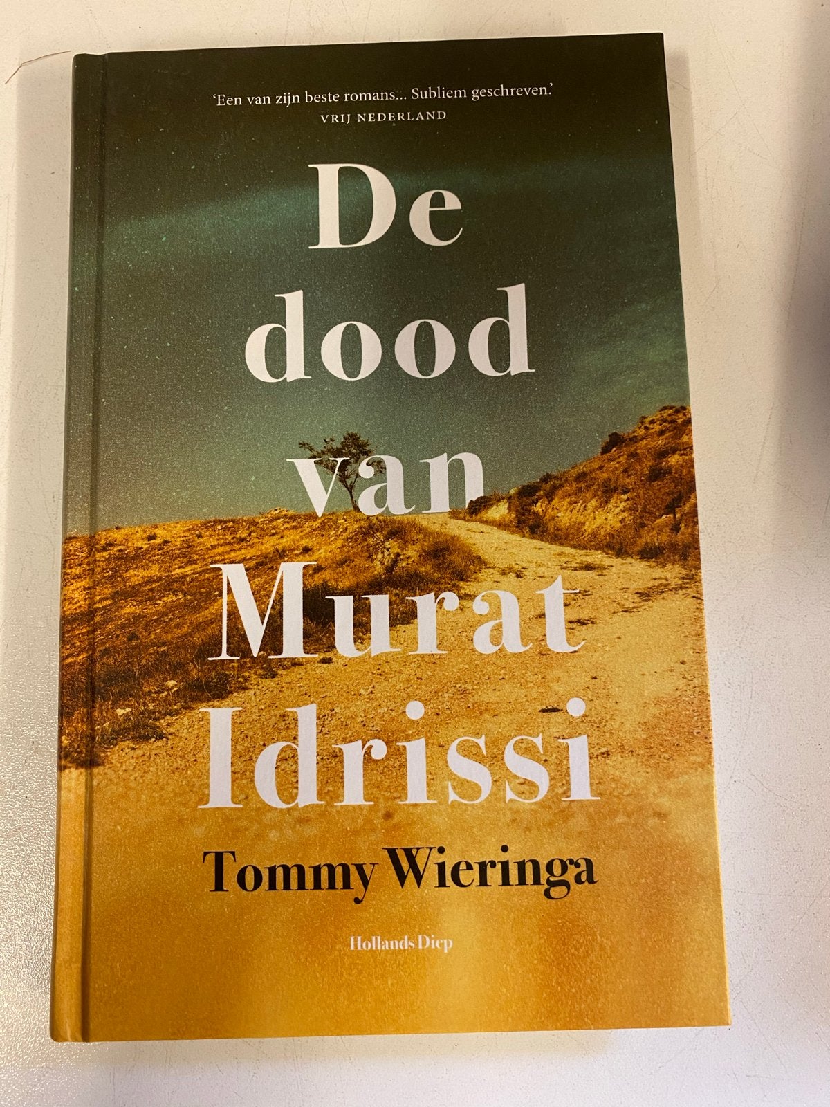De dood van Murat Idrissi - Tommy Wieringa (Boek), Ophalen, Zo goed als nieuw, Nederland