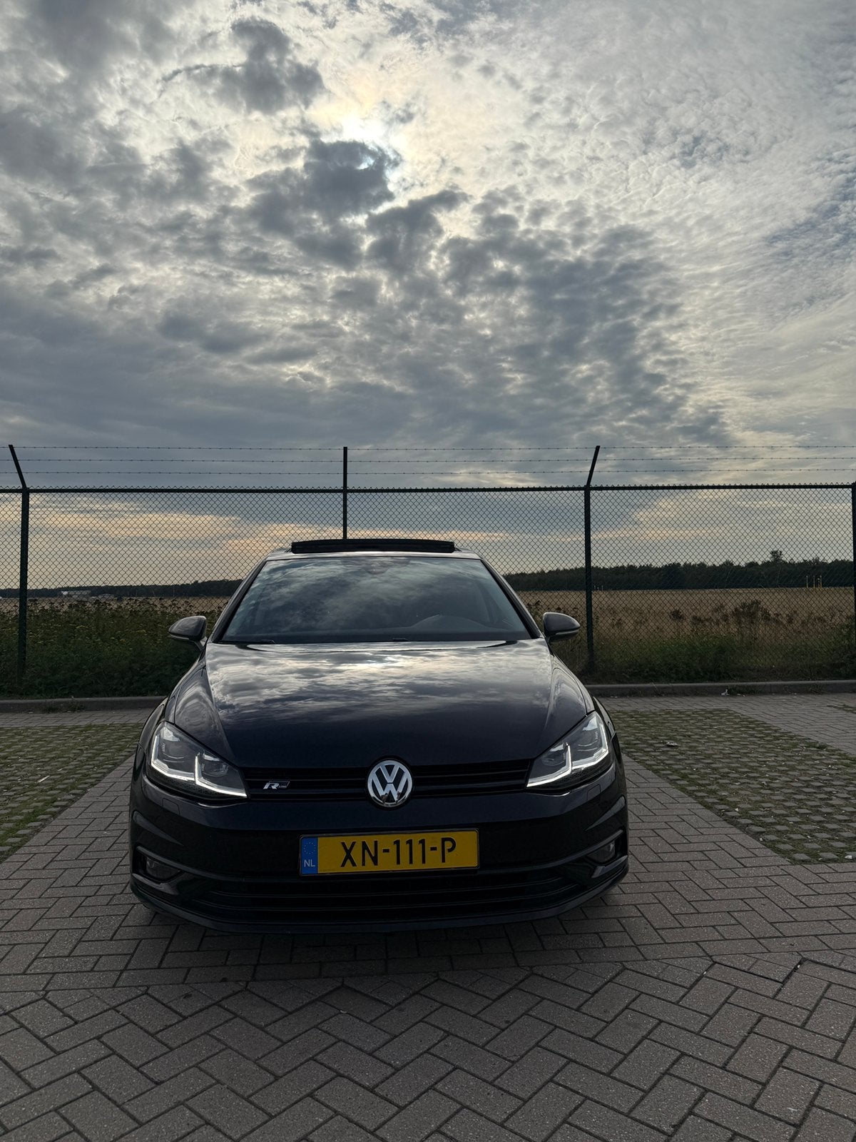 Volkwagen Golf 1.4 TSI 110KW 5D DSG 2017 Zwart FULL OPTION, 4 cilinders, Zwart, 1202 kg, 1395 cc
