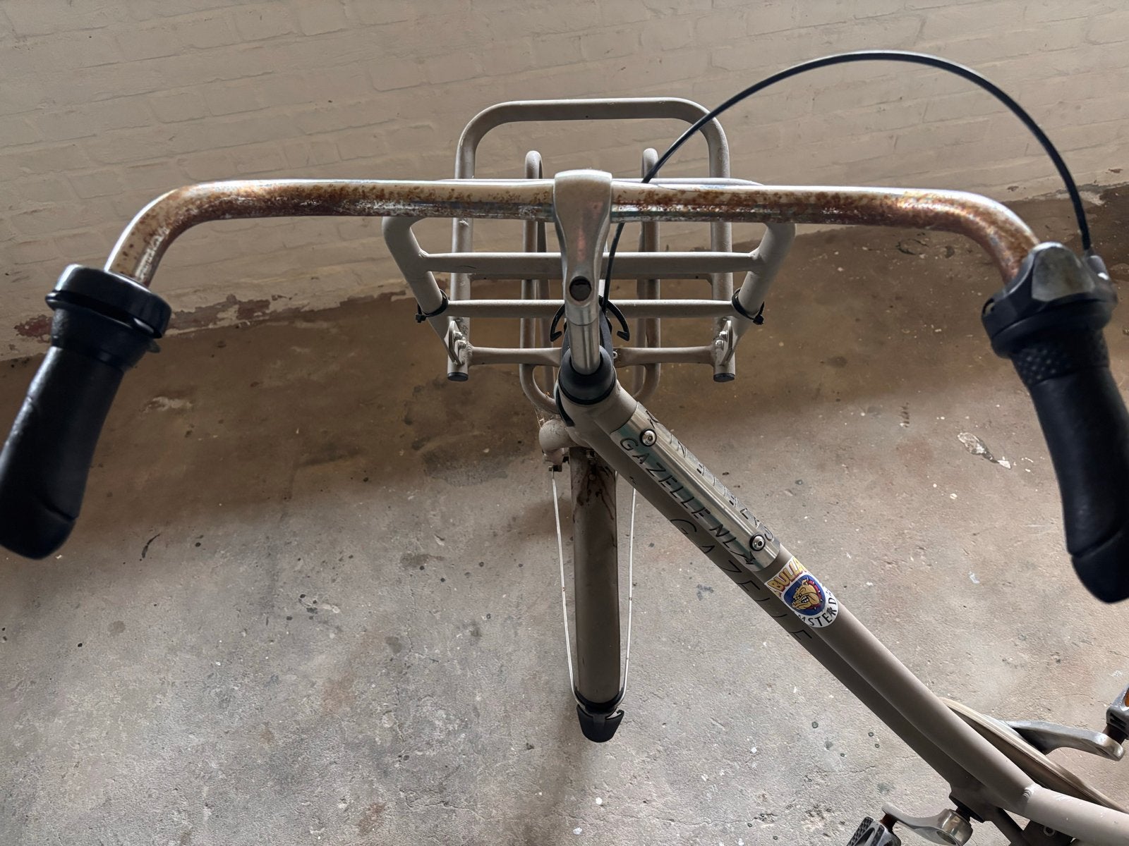 Gazelle transportfiets met voordrager, Ophalen, Versnellingen, Gazelle, Trommelrem