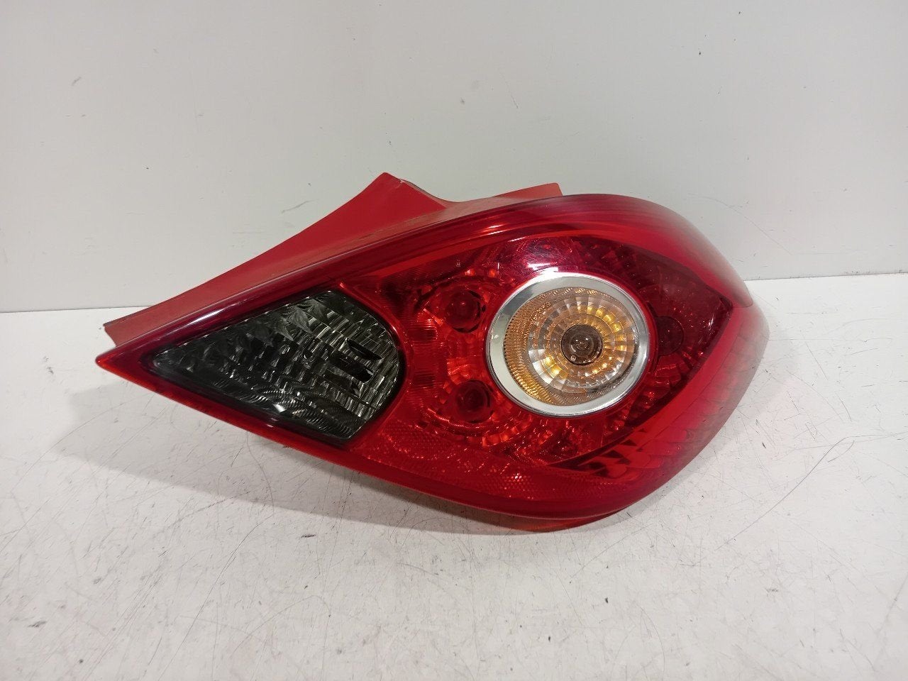 Achterlicht carrosserie rechts Opel Corsa, Onderdelen@venauto.nl, Van der Ven Autorecycling B.V., Gebruikt, Ettenseweg 76, 4706 PB Roosendaal, The Netherlands