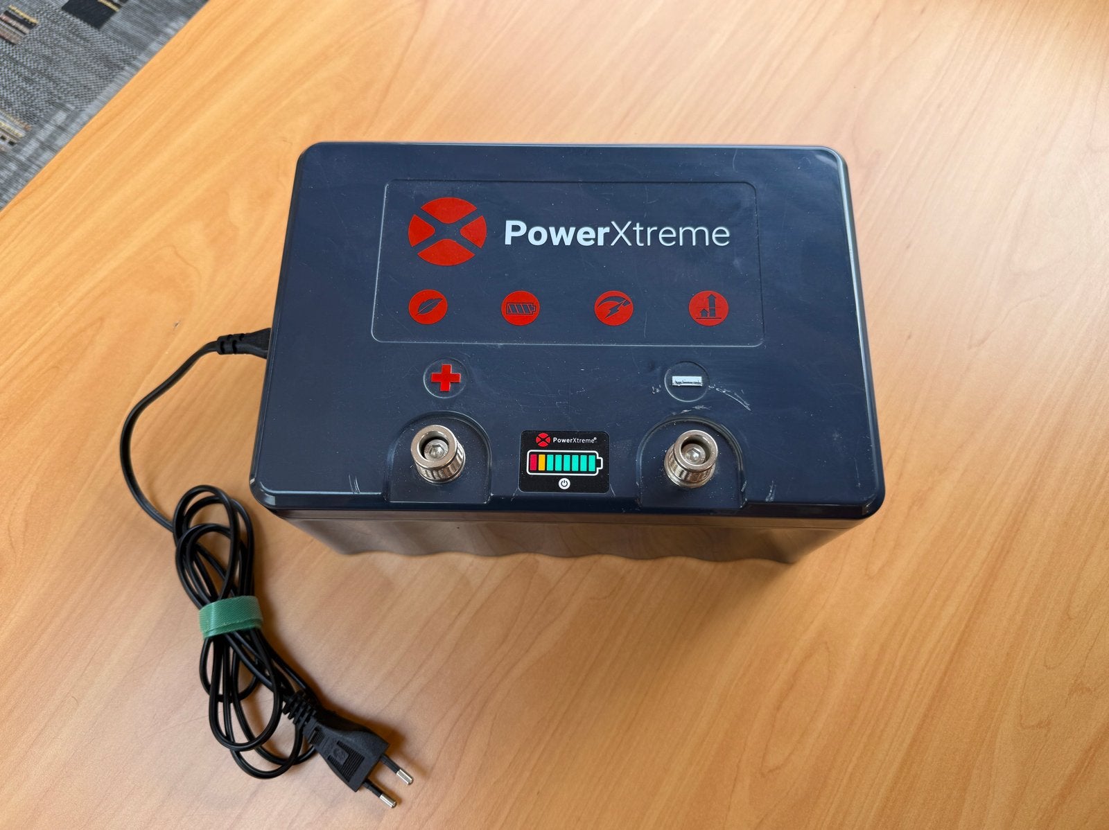 PowerXtreme X20 Lithium LiFePO4 Accu  / ZGAN / 3x opgeladen, Ophalen of Verzenden, Zo goed als nieuw