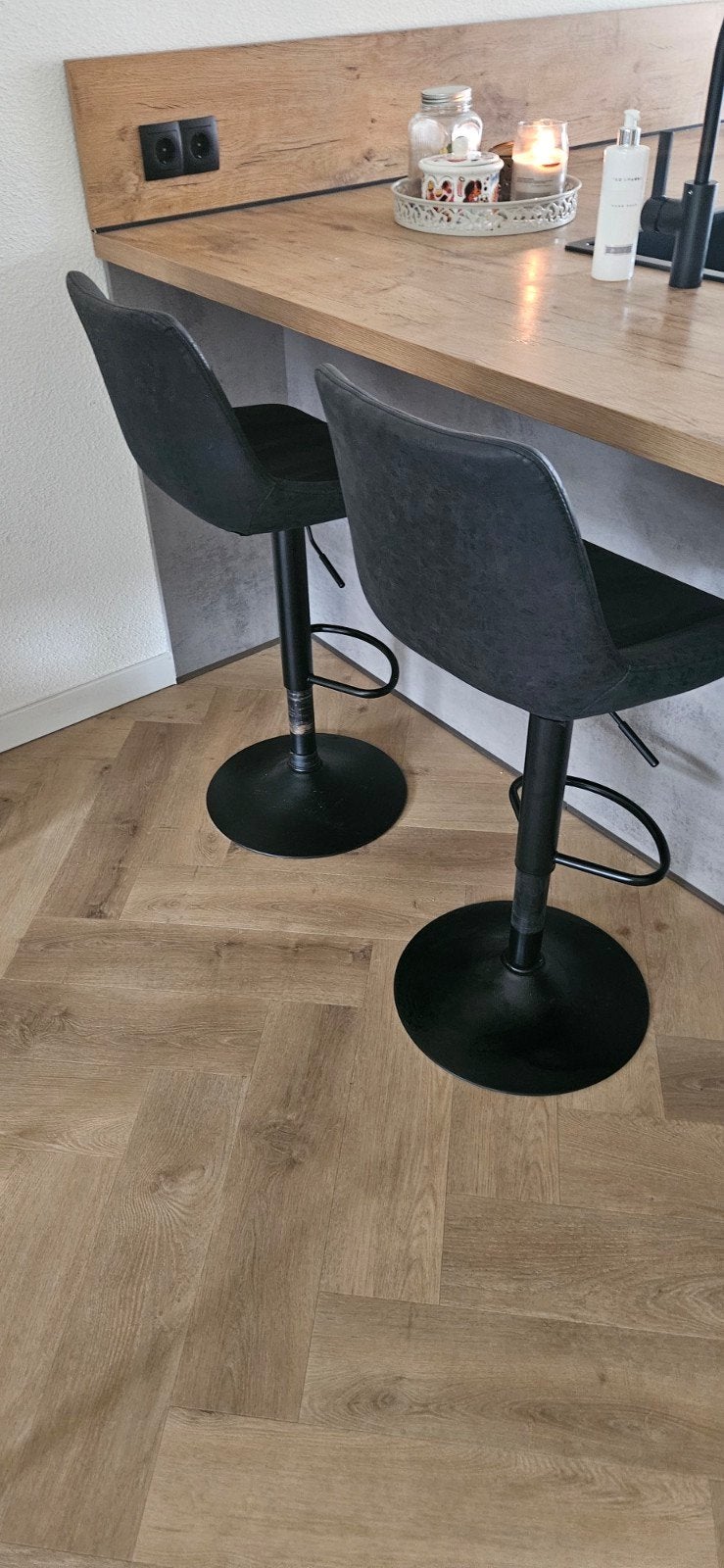2x Zwarte barkrukken - In hoogte verstelbaar, Huis en Inrichting, Ophalen, Gebruikt, 90 cm of meer, 2 krukken