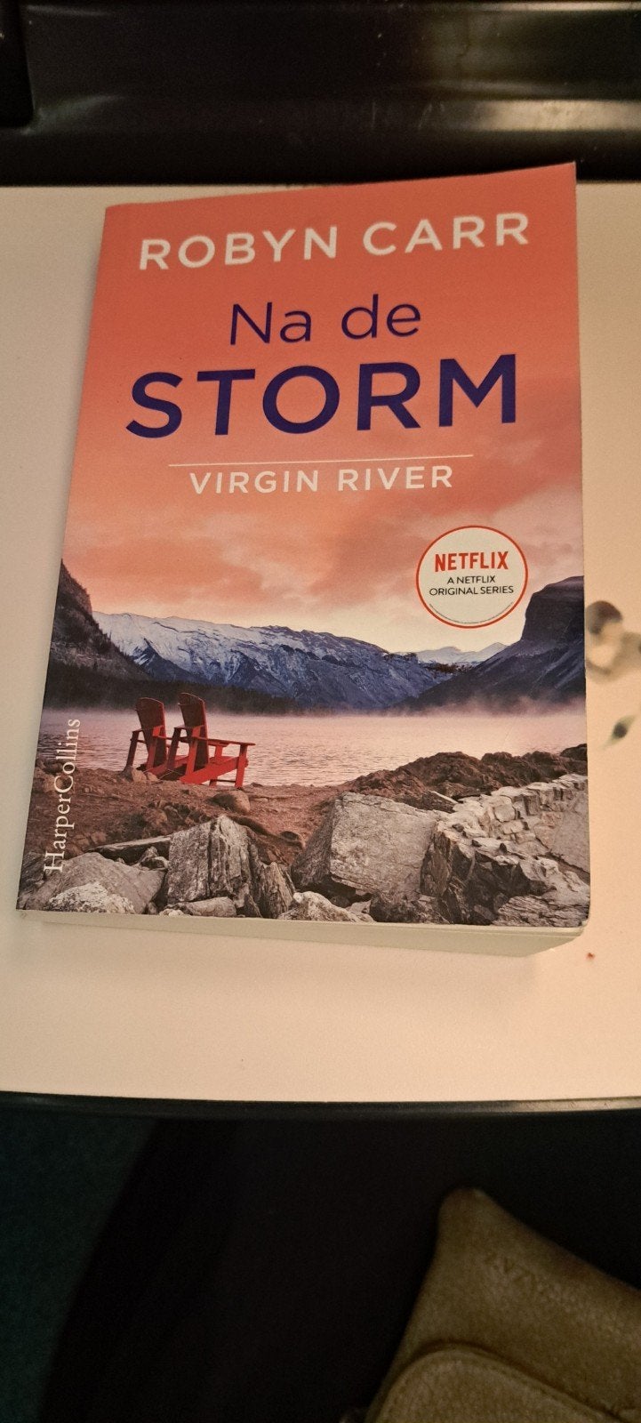 Robyn Carr - Na de Storm (Virgin River), Ophalen of Verzenden, Zo goed als nieuw, Robyn Carr, Nederland