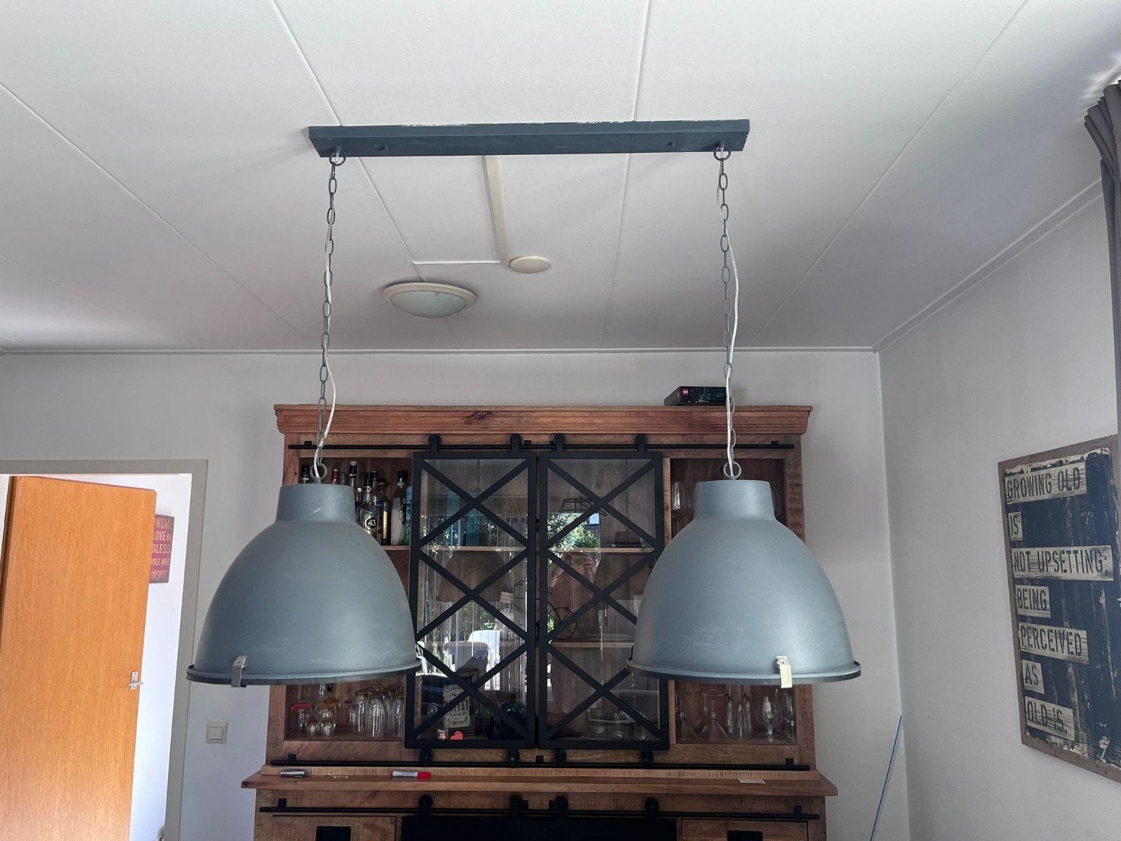 Industriële hanglamp met twee kappen, Gebruikt, Ophalen of Verzenden, Industrieel, Metaal