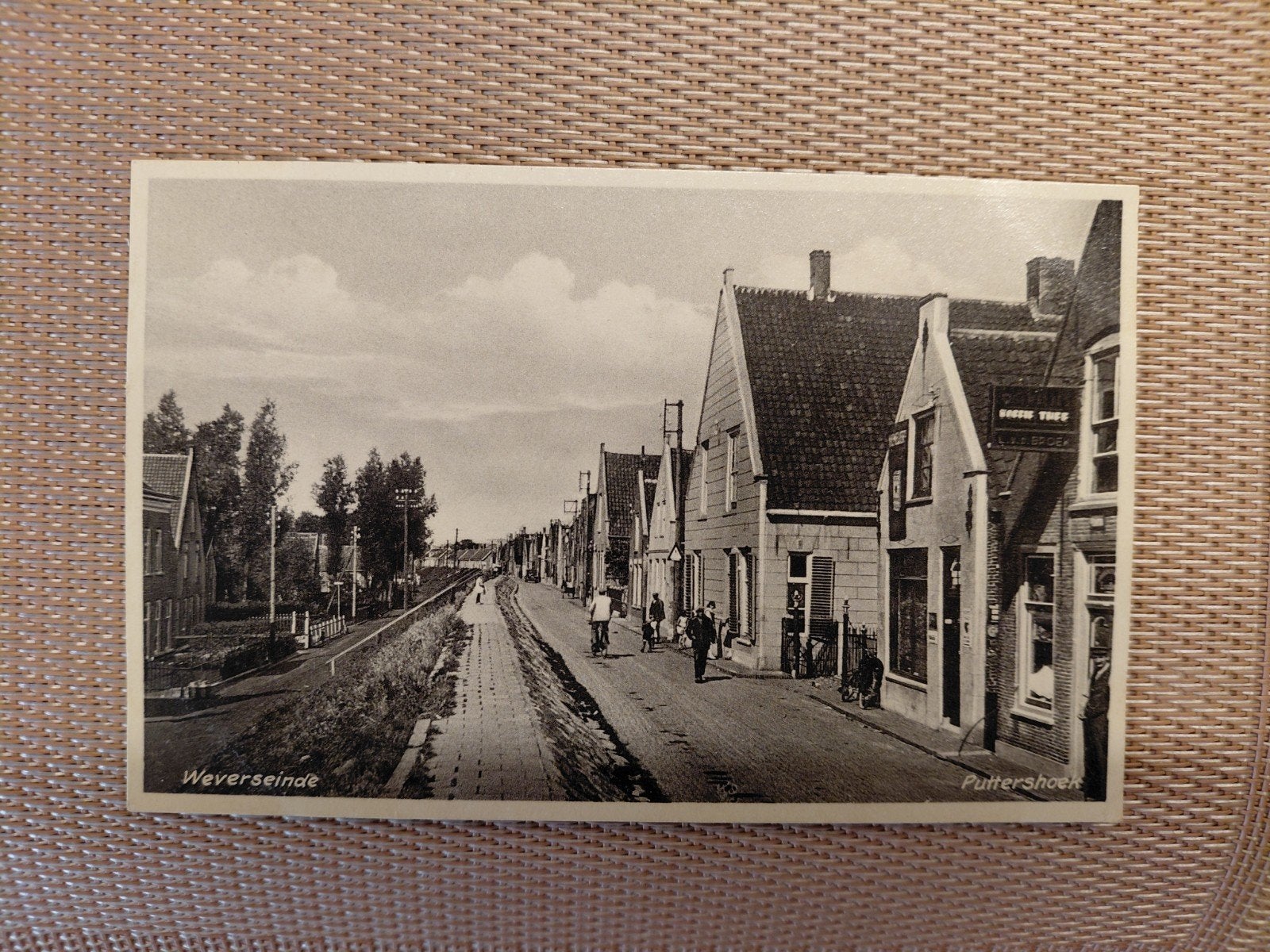 Bijzondere ansichtkaart Puttershoek, Weverseinde. Ca 1943, Ophalen of Verzenden, 1940 tot 1960, Zo goed als nieuw