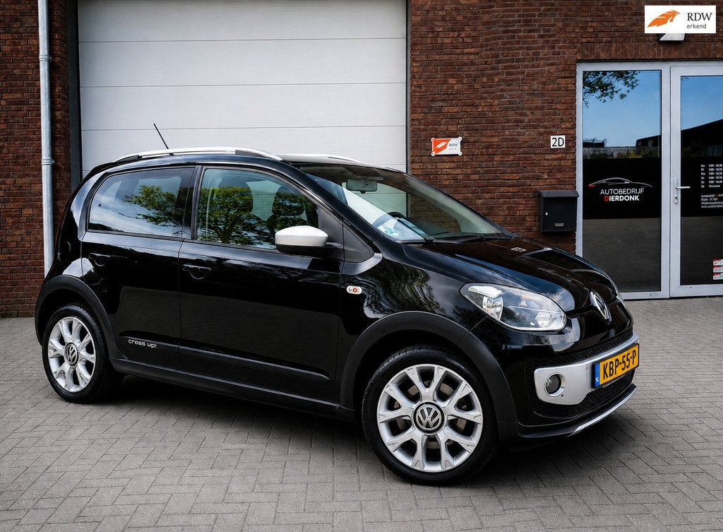 Volkswagen Up! 1.0 cross up! BlueMotion|AIRCO|CRUISE|NEW APK, Stof, Gebruikt, 4 stoelen, Zwart