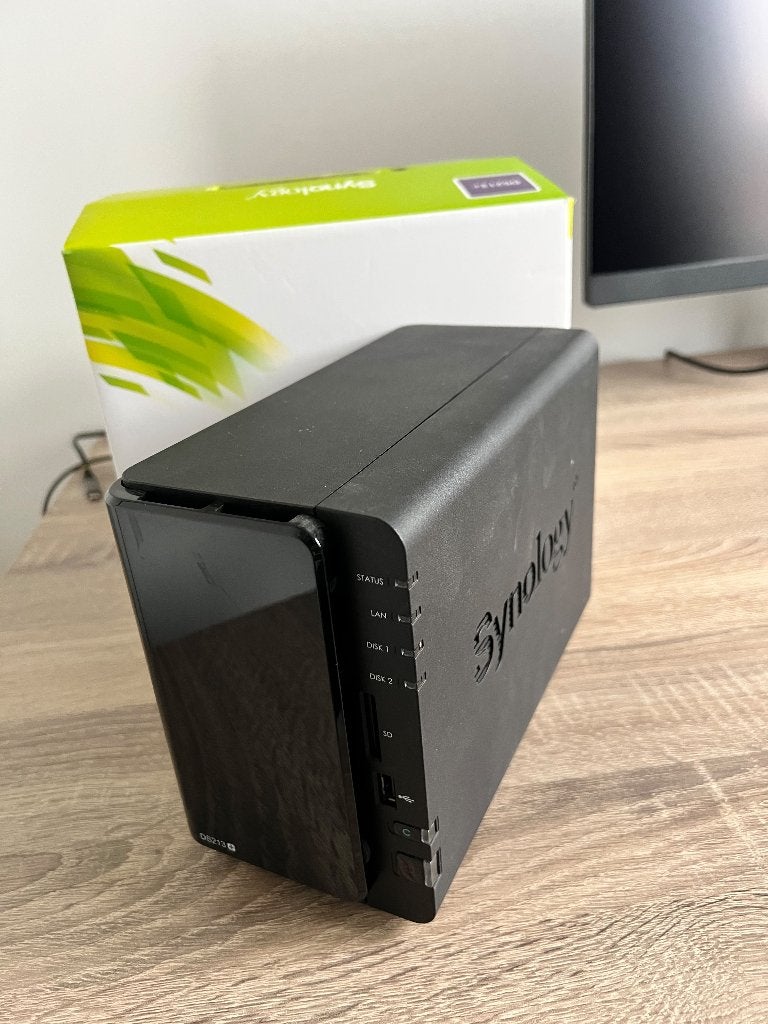 Synology DS213+ NAS - Compleet met doos en oplader, Computers en Software, Ophalen of Verzenden, Gebruikt