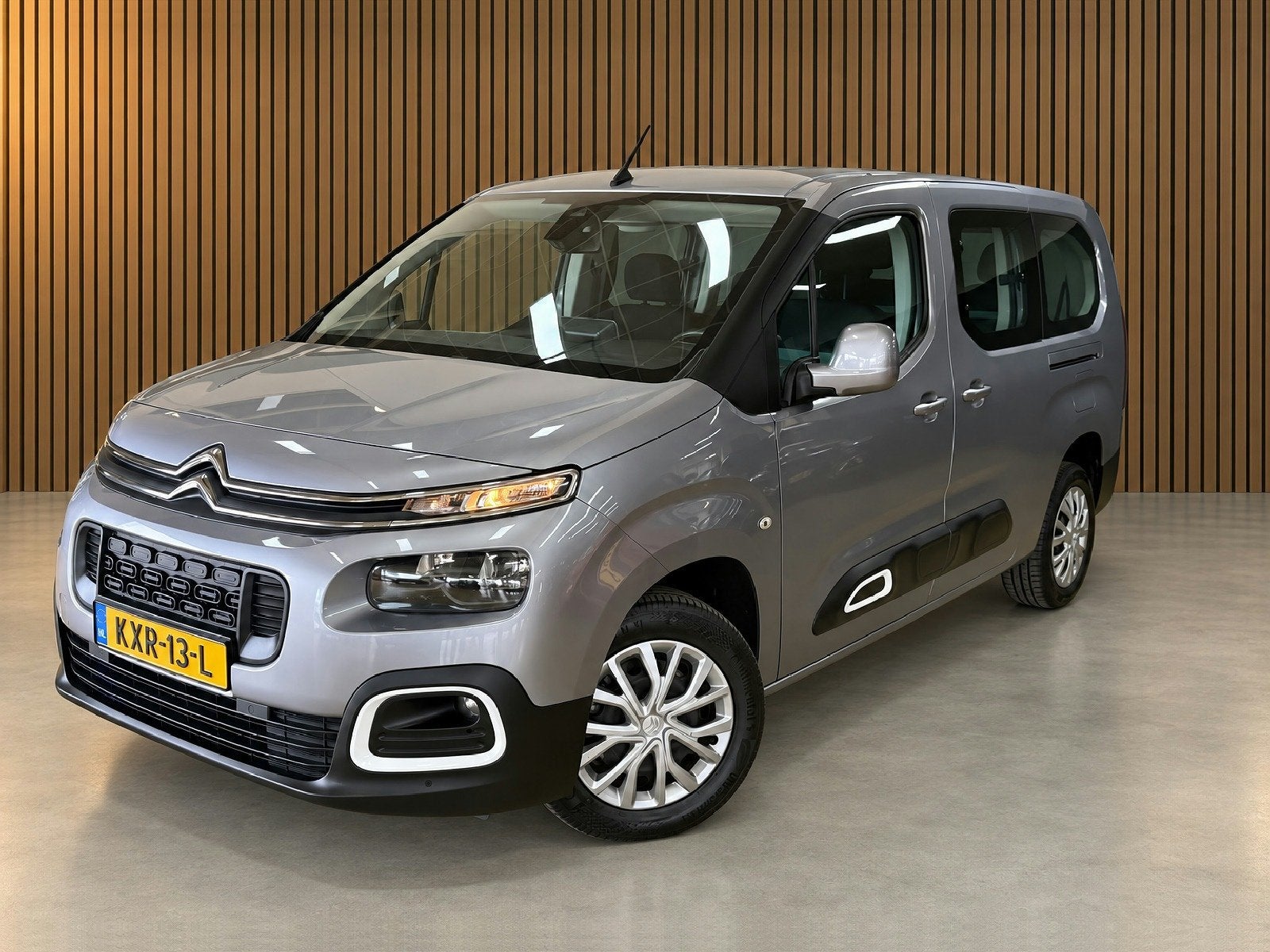Citroën Berlingo XL 1.2 PureTech Feel 7p. | Sensoren | Crui, Auto's, Voorwielaandrijving, Gebruikt, Euro 6, 1199 cc