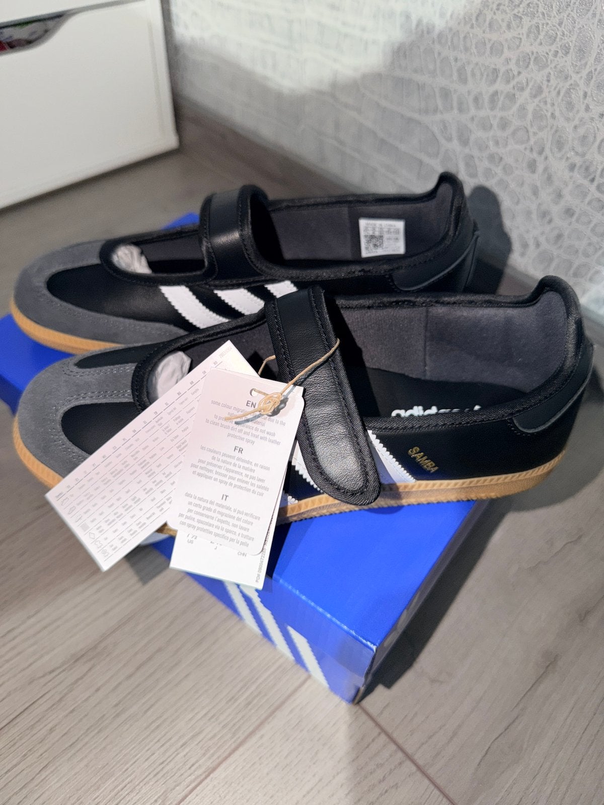 Adidas original mary janes 39 1/3 nieuw in doos, Ophalen of Verzenden, Zo goed als nieuw