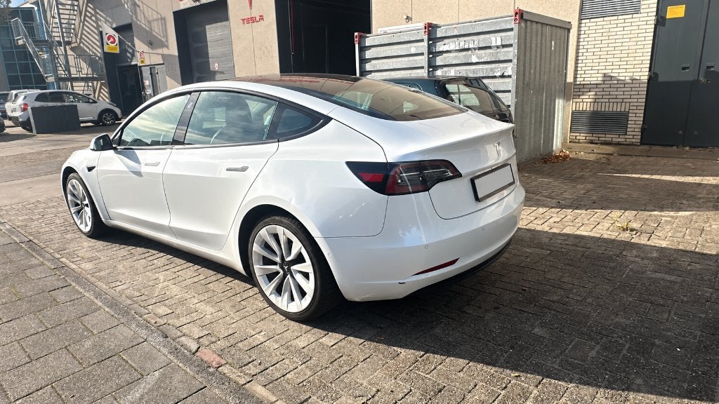 Tesla Model 3 Long Range AWD – Batterij defect – €10.000, Automaat, Wit, Leder, 351 pk