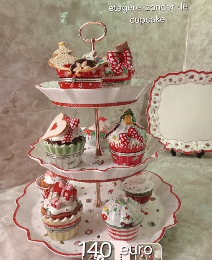 Kerst servies set: theepot, kopjes, etagere, schaal, Overige merken, Keramiek, Nieuw, Ophalen of Verzenden