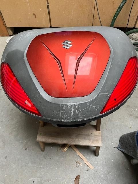 top koffer voor suzuki v strom, Ophalen, Gebruikt