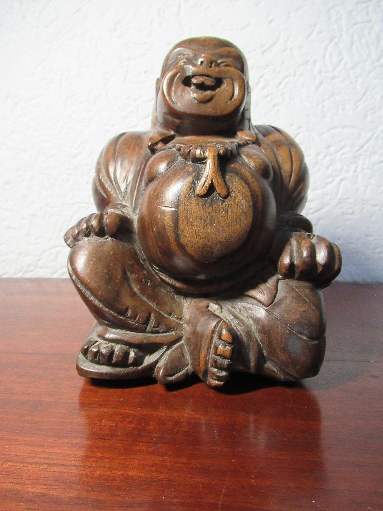 BOEDDHA hout lachende boeddha hoog 16 cm breed 12 cm € 30, Ophalen of Verzenden, Hout, Houtsnijwerk, Bruin