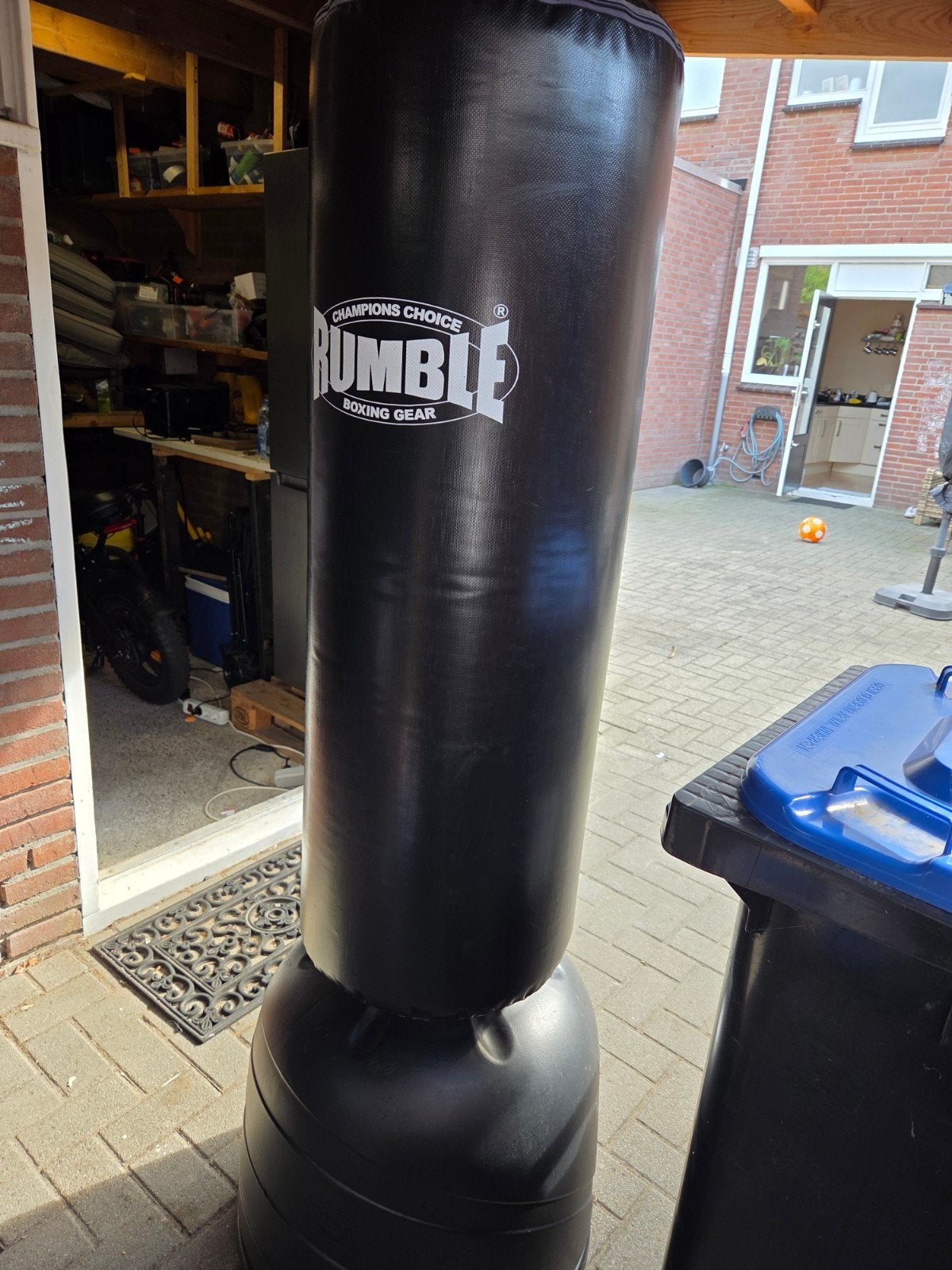 Rumble Staande Boxzak-Paal Special Zwart, Gebruikt, Overige, Vechtsportmateriaal, Groter dan maat XL