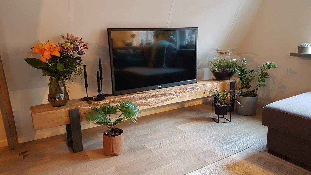 UITVERKOOP! Gaaf televisiemeubel! Eikenhouten biels op maat, Ophalen of Verzenden, 25 tot 50 cm, Eikenhout, Minder dan 100 cm