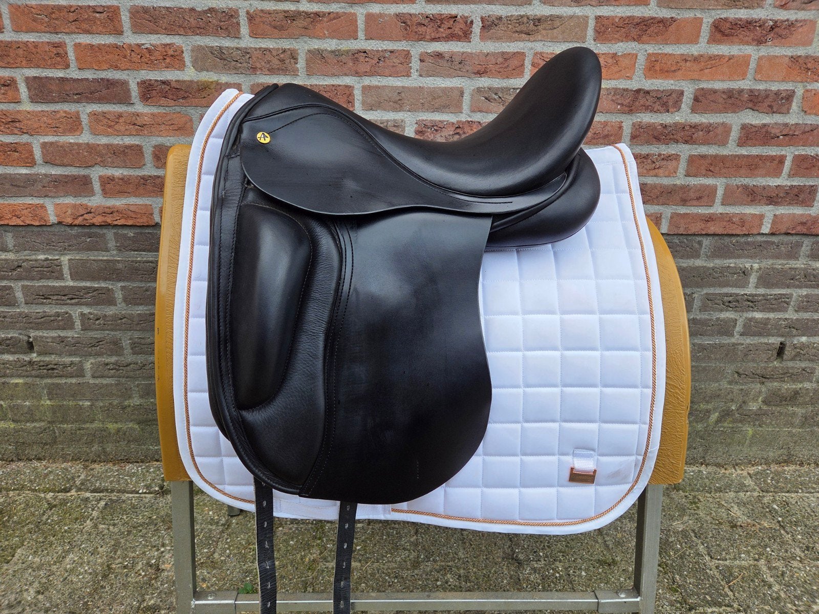 Meerdere kwaliteit zadels. Custom, Prestige,  Anatomica, Ophalen of Verzenden, Zo goed als nieuw, Dressuur
