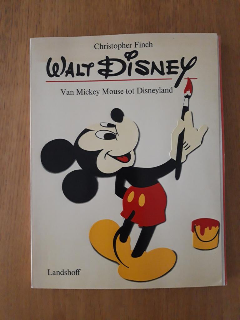 Walt Disney -Van Mickey Mouse Disneyland - Christopher Finch, Ophalen of Verzenden, Mickey Mouse