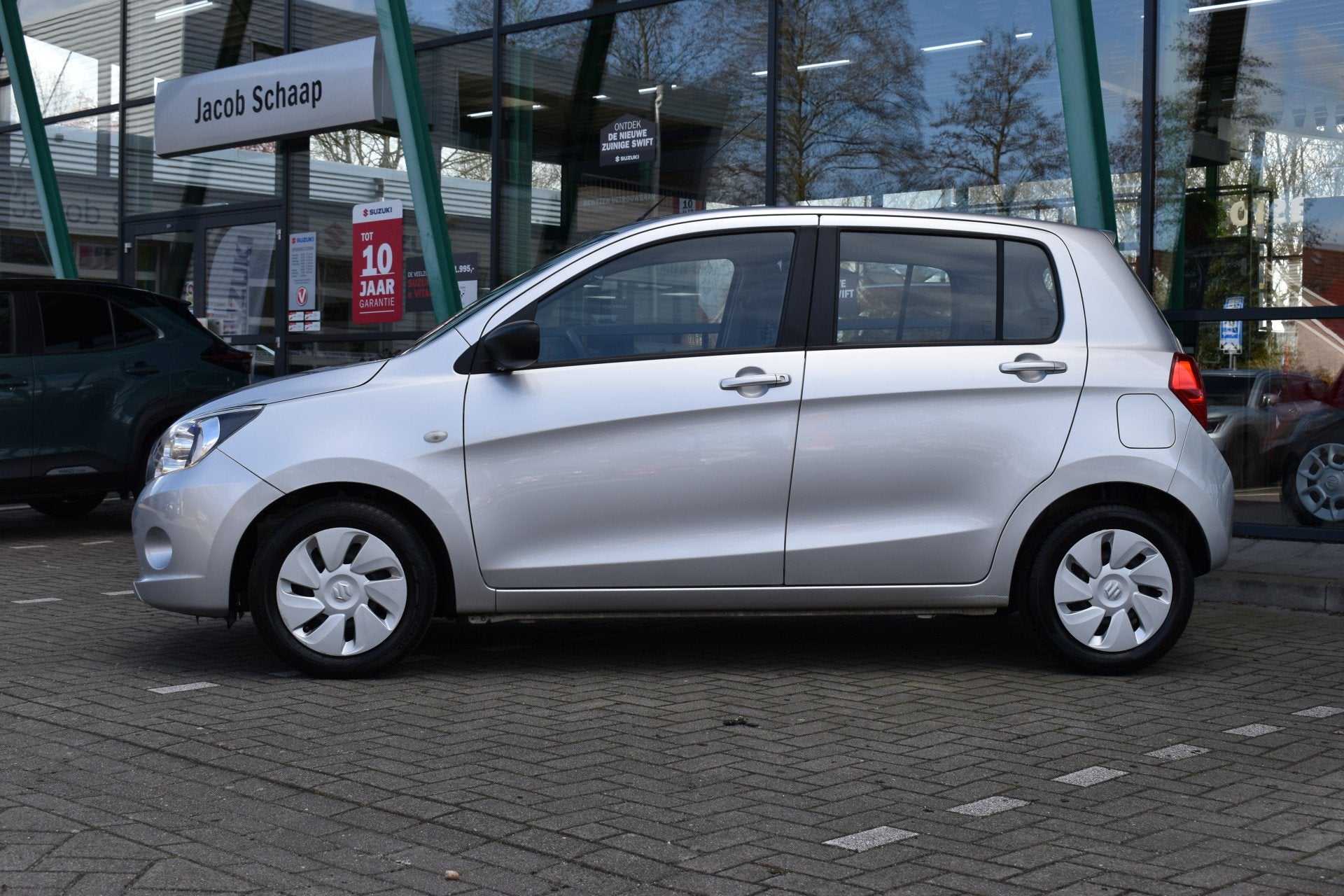 Suzuki Celerio 1.0 Comfort Handgeschakeld 68pk | Bluetooth |, Auto's, Gebruikt, Euro 6, 400 kg, 68 pk
