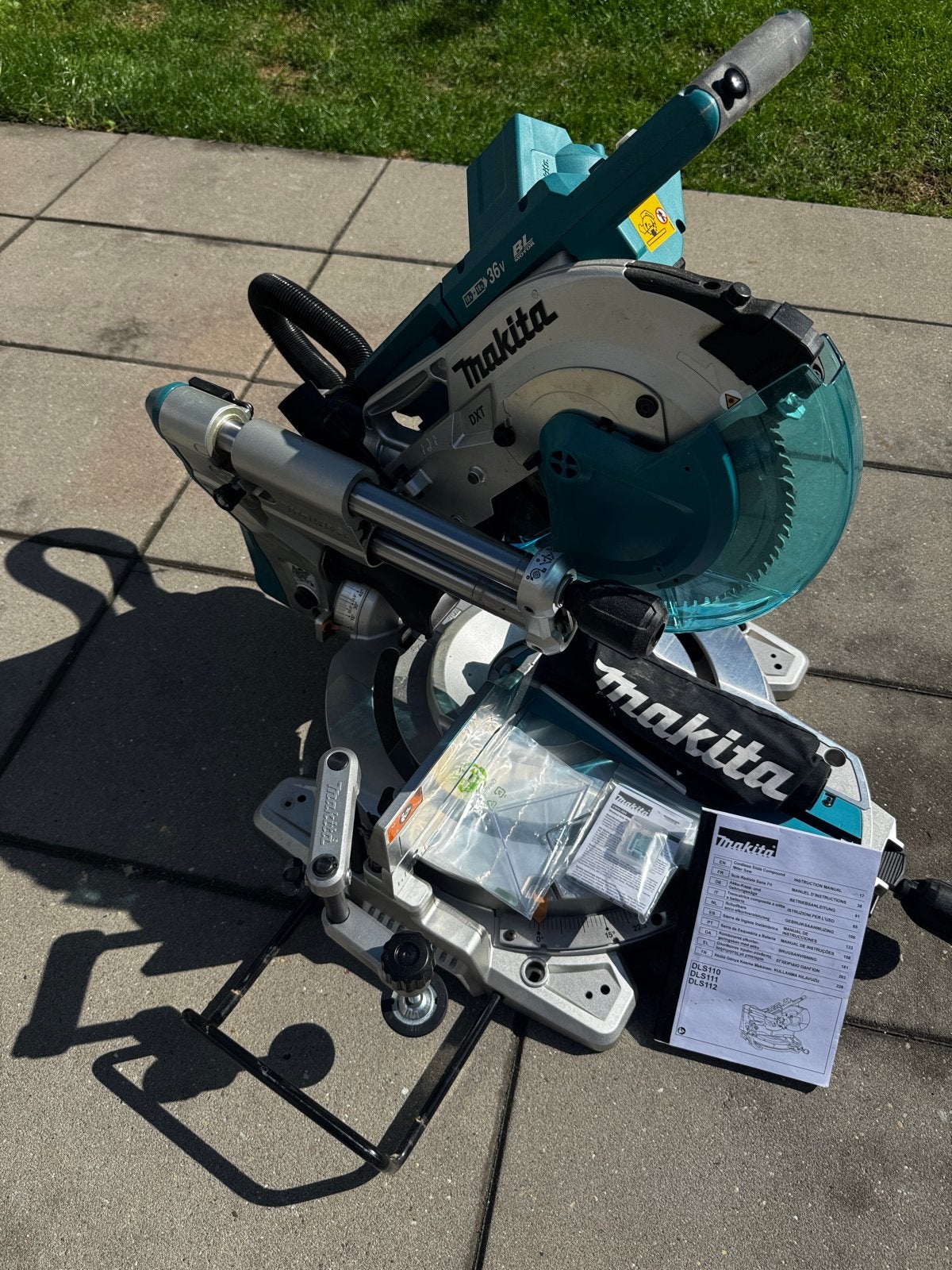 Makita Afkortzaag DLS111Z 36V (2x18V) DXT Zo goed als nieuw, Ophalen, 70 mm of meer, Zo goed als nieuw, Afkortzaag