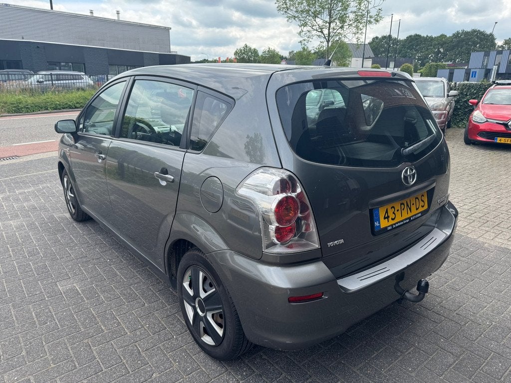 Toyota Corolla Verso 1.6 VVT-i Terra 7PERSOONS AIRCO TREKHAA, Auto's, Toyota, 450 kg, Gebruikt, 1340 kg, 4 cilinders