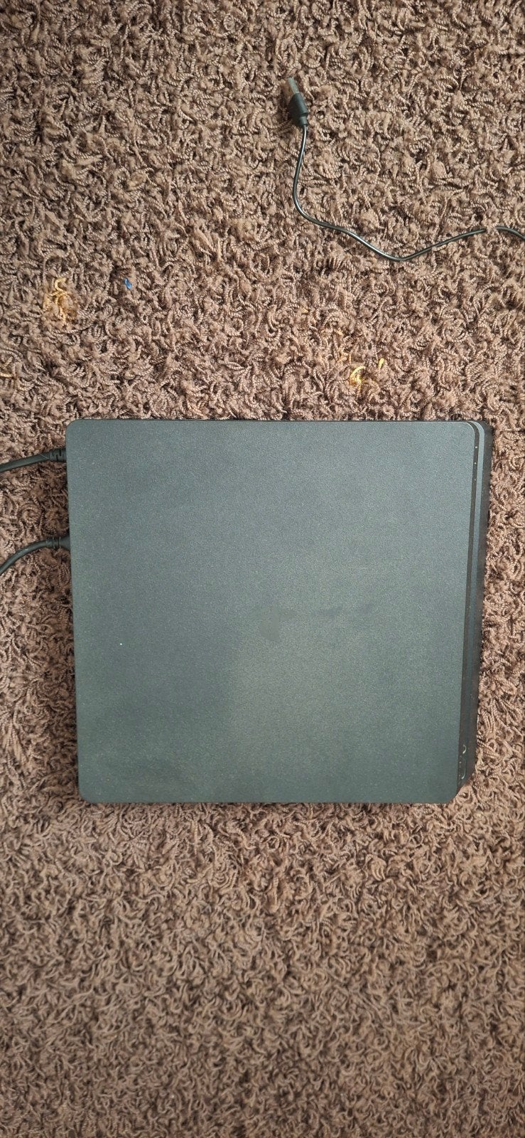 PlayStation 4 met 2 controllers en 2 games, Spelcomputers en Games, Ophalen, Met 2 controllers, Original, Gebruikt