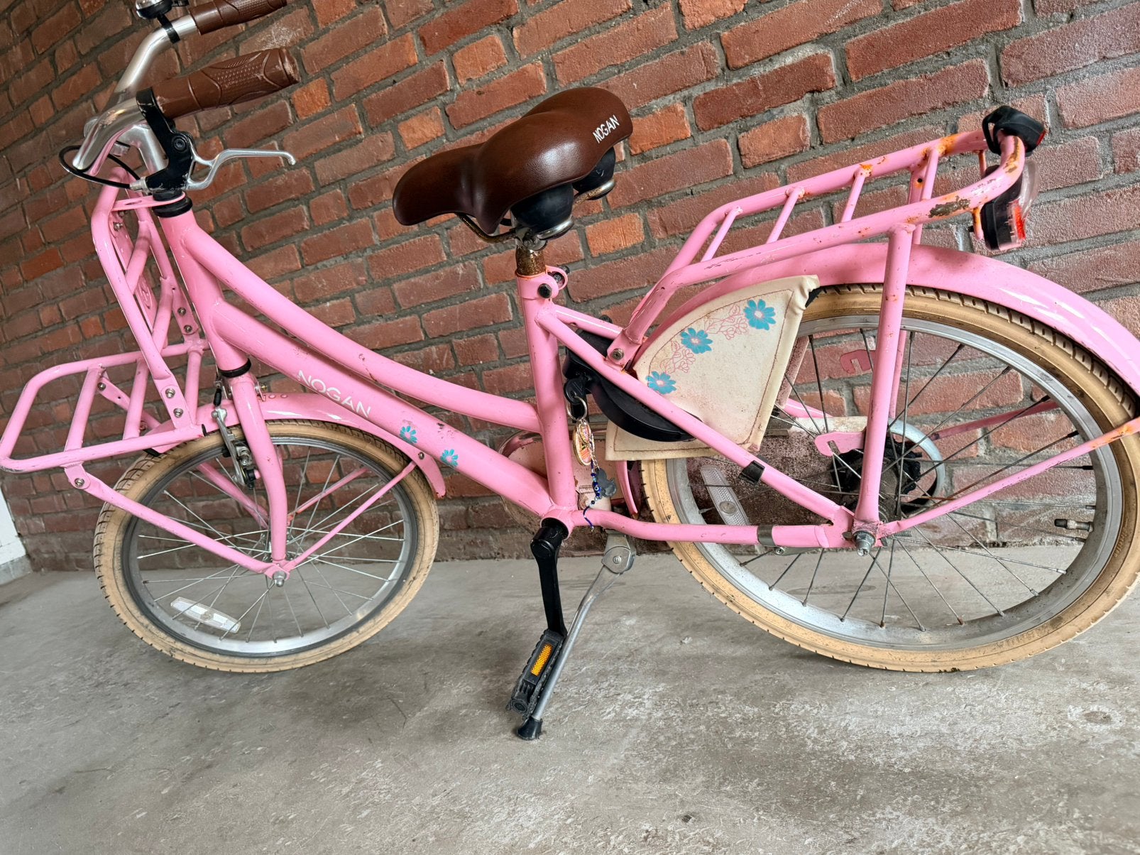 Nogan Vintage Transportfiets 20 inch – Meisjes – Roze, Ophalen, Terugtraprem, Gebruikt, Handrem