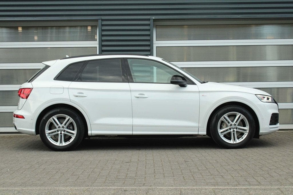 Audi Q5 45 TFSI 245pk quattro S edition | Trekhaak | Luchtve, Auto's, Audi, Automaat, 12 maanden, Gebruikt, 4 cilinders
