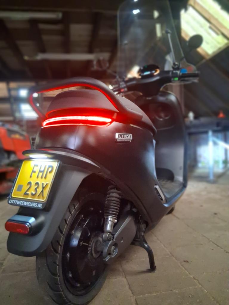 Segway E110SE Launch Edition - Elektrische Scooter, Ophalen, Zo goed als nieuw, Overige typen, Overige merken