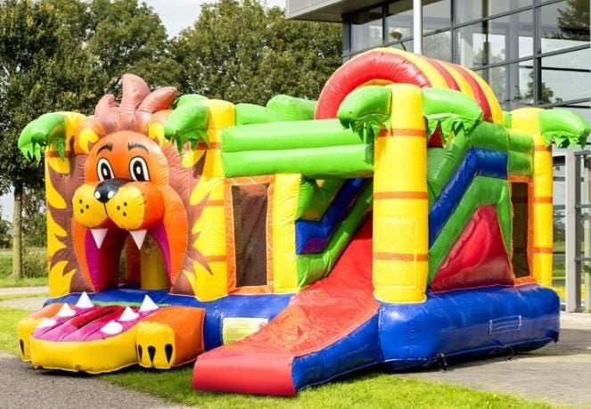 Springkussen multiplay Leeuw te huur, huren, Ophalen of Verzenden, Zo goed als nieuw, Verjaardag
