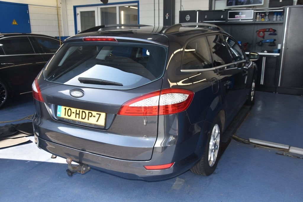 Ford Mondeo Wagon 2.0-16V Titanium Airco Pdc Nav. Trekhaak N, Auto's, Ford, Stof, Gebruikt, Zwart, Mondeo