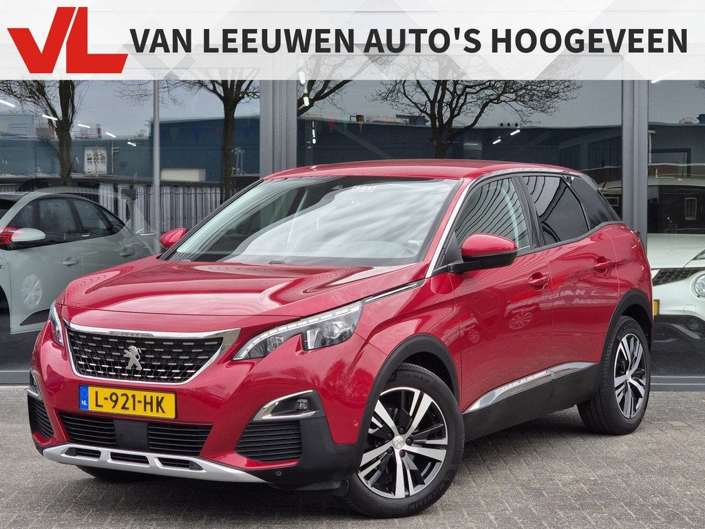 Peugeot 3008 1.2 PureTech Allure | Trekhaak | RIJKLAAR |, Gebruikt, 1199 cc, Leder en Stof, 1245 kg