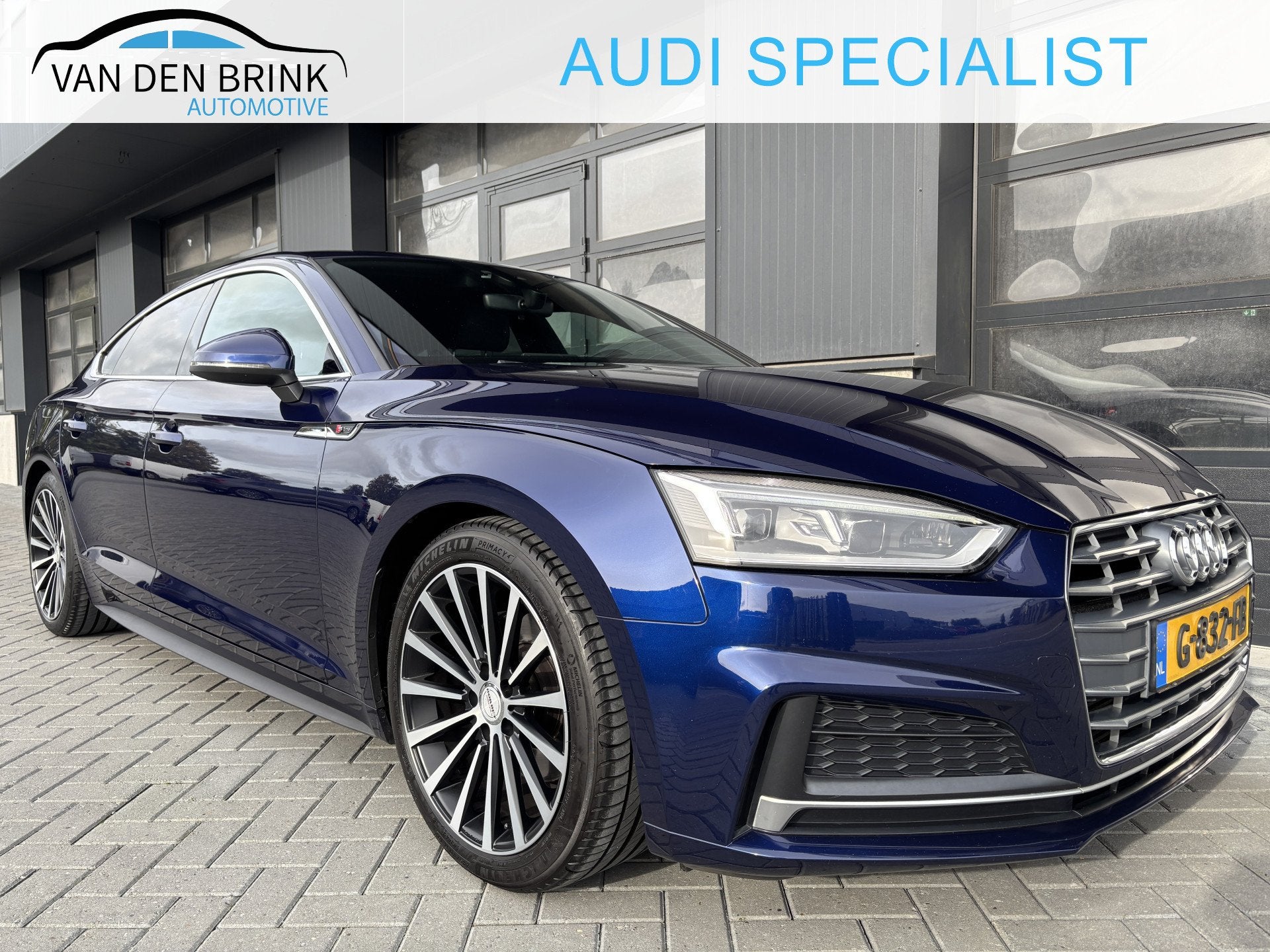 Audi A5 Sportback 35 TFSI Sport S-line edition (bj 2019), Gebruikt, 1984 cc, Blauw, Leder en Stof