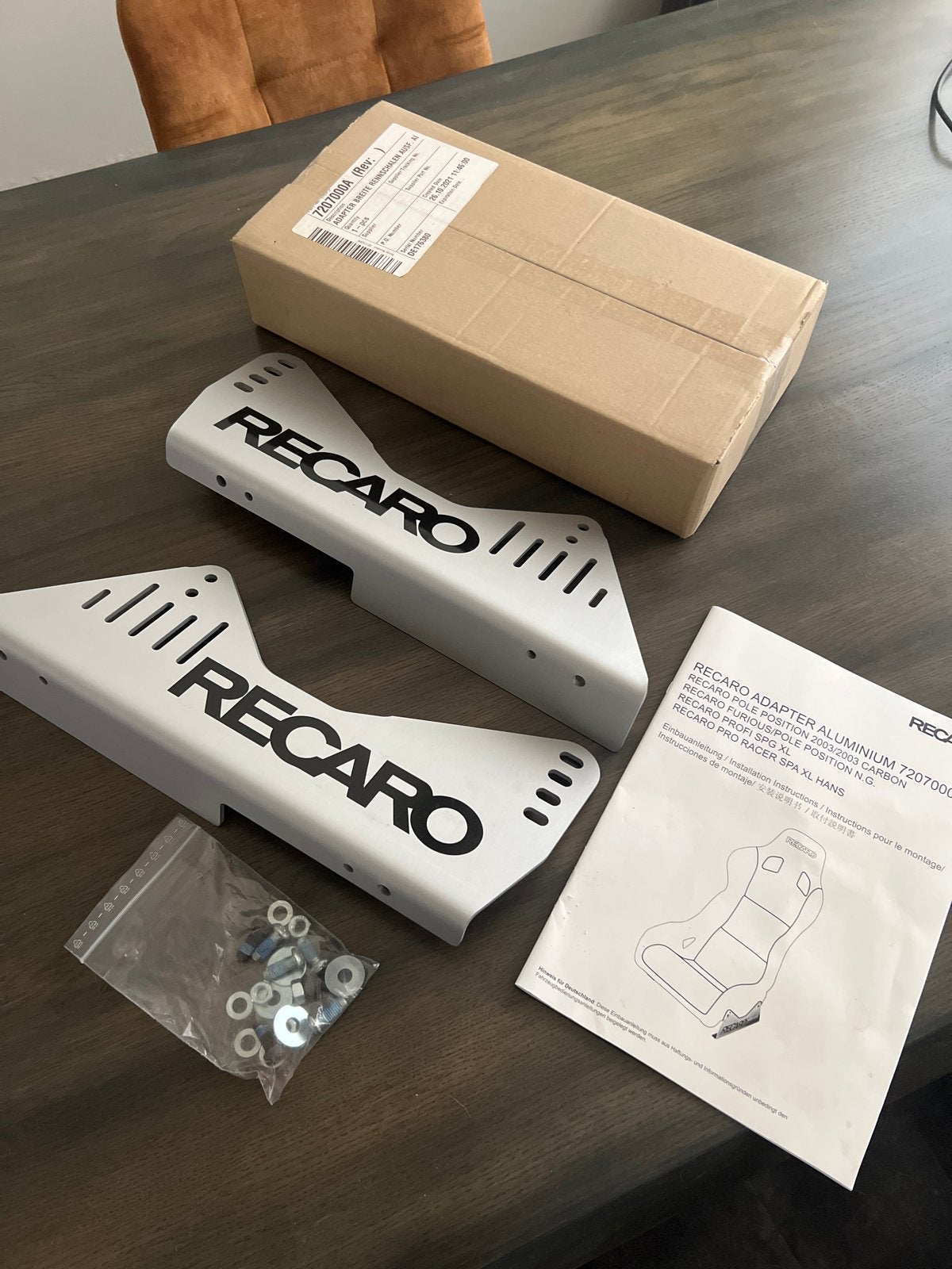 2 Sets - Recaro Aluminium Adapter voor Racestoelen - Nieuw, Auto-onderdelen, Ophalen of Verzenden, Nieuw, Universele onderdelen