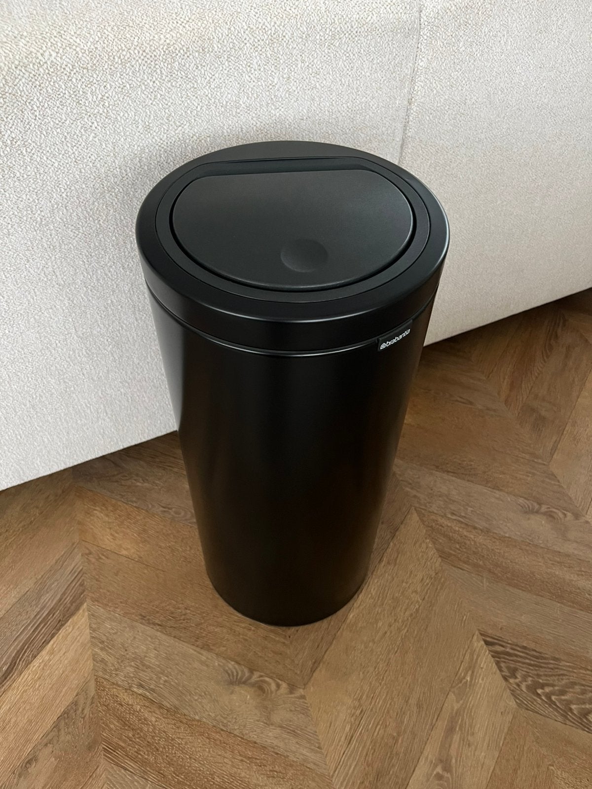 Brabantia touch bin prullenbak 30 liter mat zwart, Huis en Inrichting, Woonaccessoires | Prullenbakken, 20 tot 30 liter, Ophalen