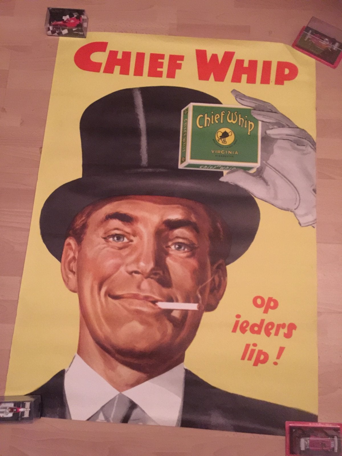 Antieke poster chief whip sigaretten 83x116, Ophalen, Zo goed als nieuw, Film en Tv